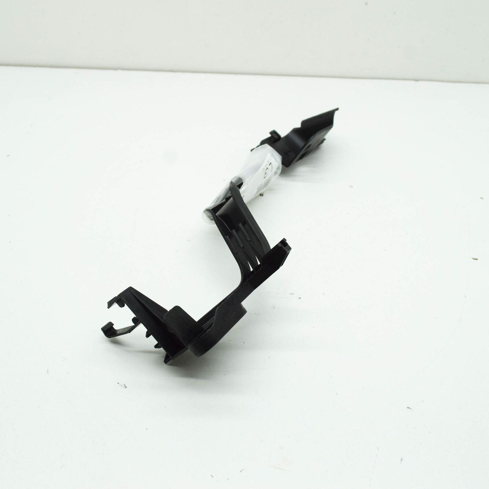 NEW MERCEDES-BENZ E W213 FRONT RIGHT AXLE CABLE DUCT A2055467880 ORIGINAL