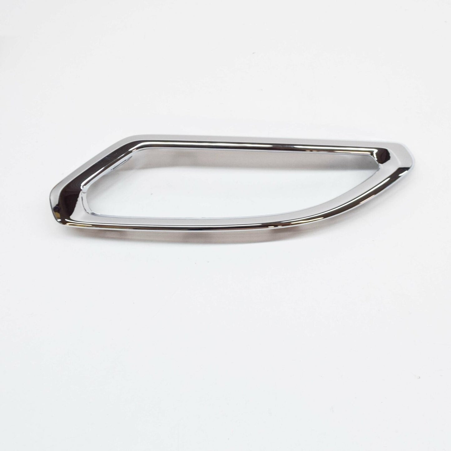 NEW VOLKSWAGEN GOLF MK7 REAR BUMPER LEFT TRIM 5G6853331B2ZZ ORIGINAL