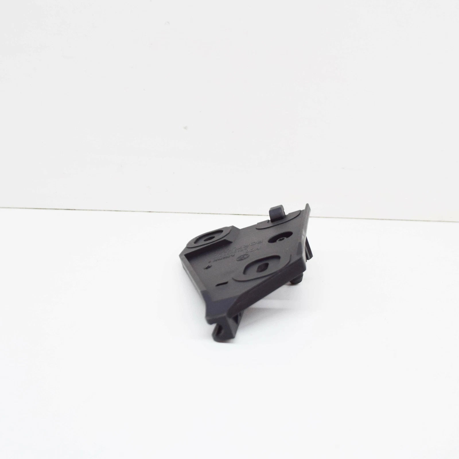 NEW AUDI A1 8X BONNET RELEASE HANDLE BRACKET RHD 7L0823633G 2013 ORIGINAL