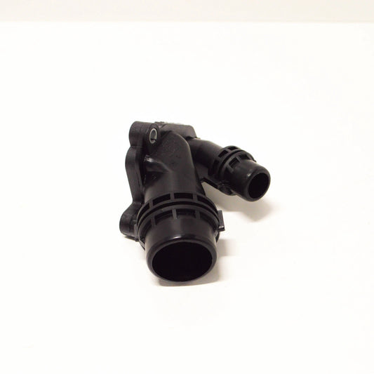 NEW BMW E60 E61 E70 E71 E81 COOLING SYSTEM CONNECTOR 11117800048 ORIGINAL