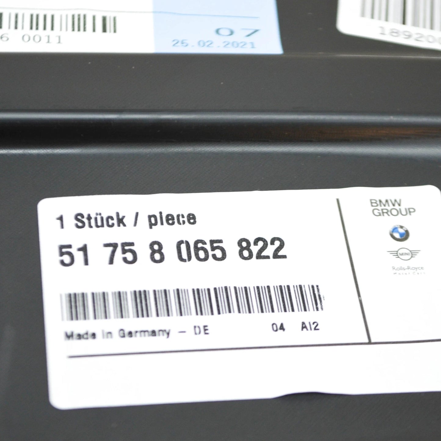 NEW BMW M5 F90 FRONT RIGHT FENDER LINER EXTENSION 51758065822 ORIGINAL