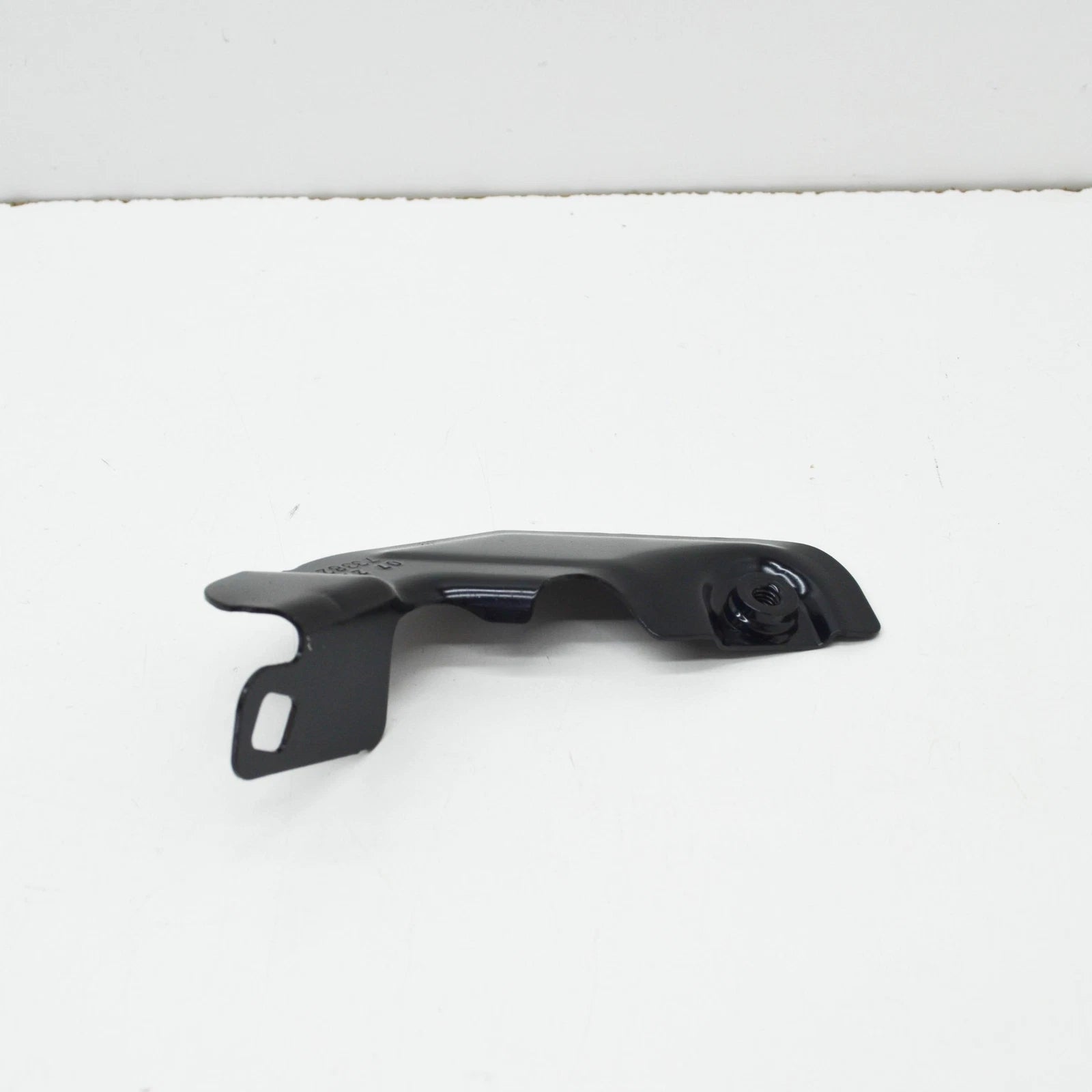 NEW BMW M4 COUPE G82 FRONT RIGHT FENDER SIDE BRACKET 41007488120 ORIGINAL