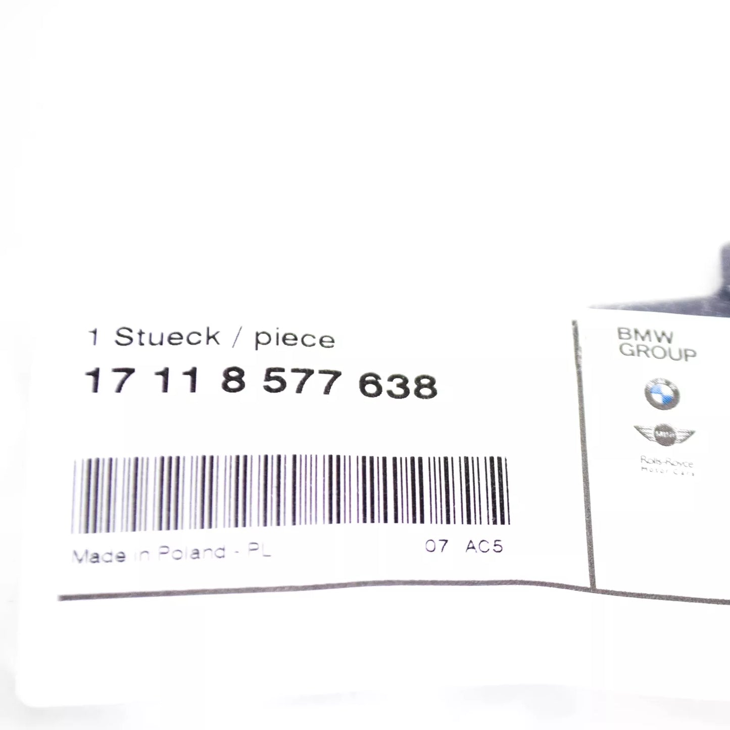 NEW BMW 5 G30 COOLING RADIATOR CENTER LOWER MOUNT HOLDER 17118577638 ORIGINAL