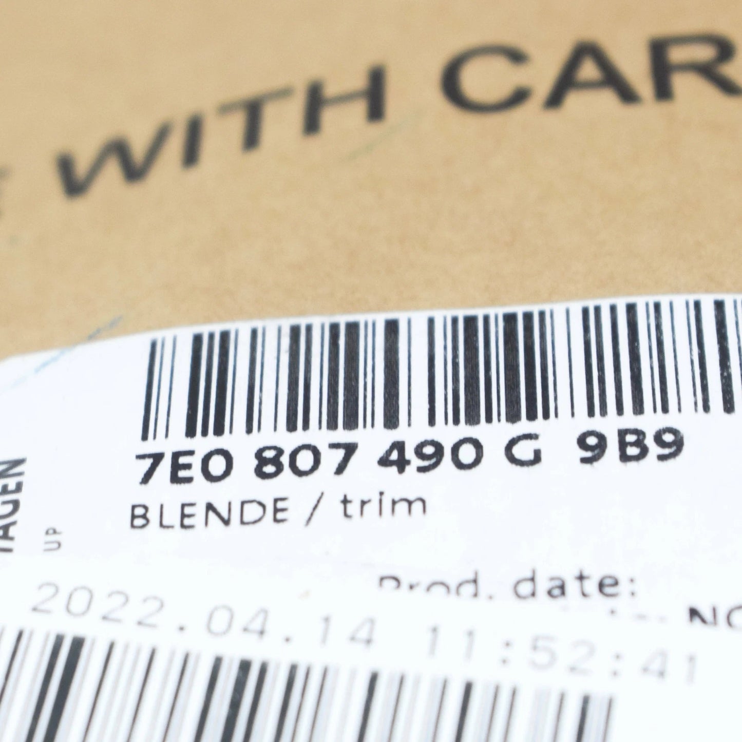 NEW VW TRANSPORTER T6 FRONT BUMPER RIGHT GRILLE TRIM 7E0807490G9B9