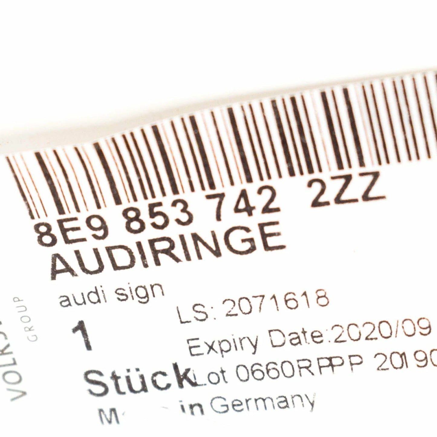 NEW AUDI A4 AVANT B7 REAR TRUNK CHROME BADGE RINGS EMBLEM 8E98537422ZZ