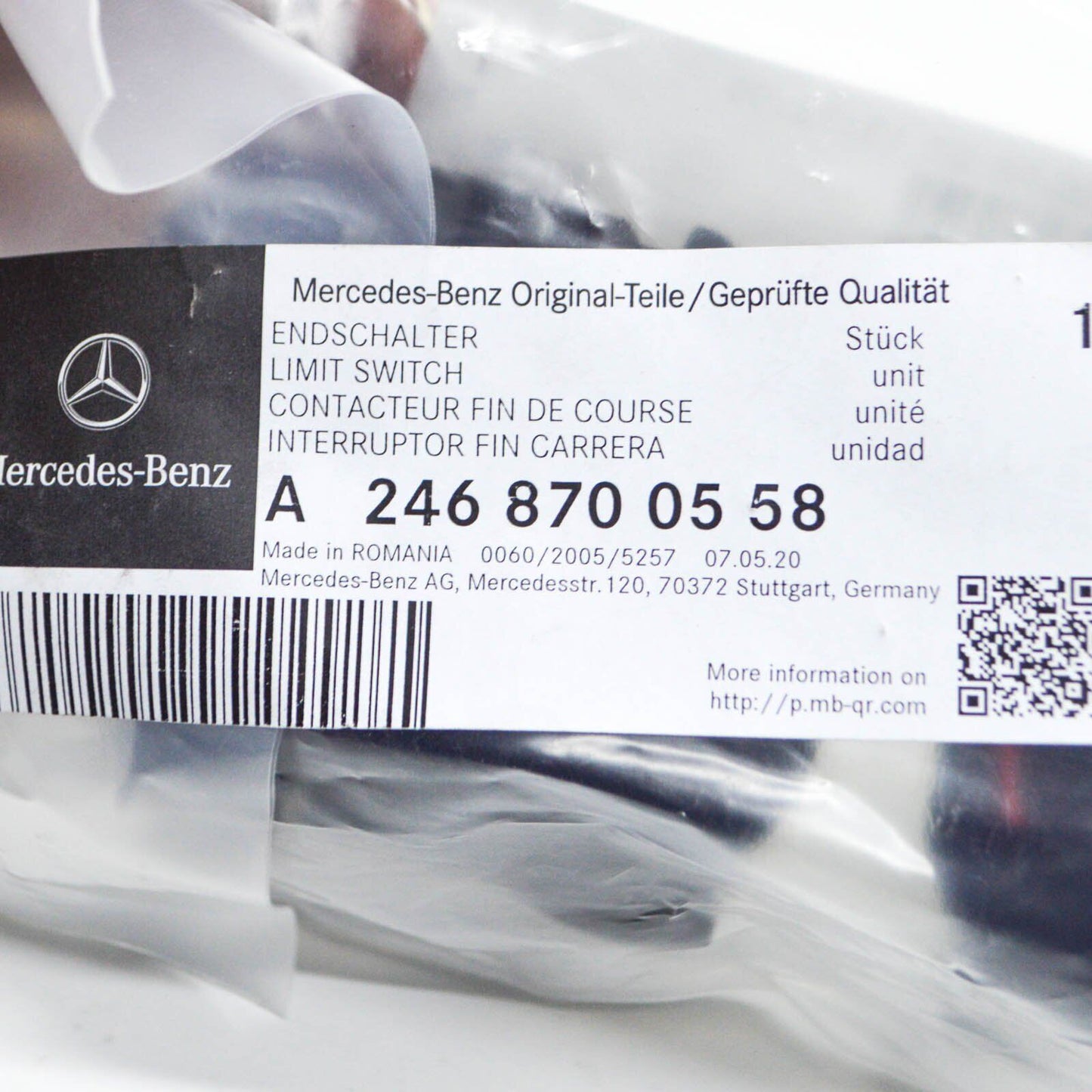 NEW MERCEDES-BENZ B-CLASS W246 BONNET HOOD SWITCH CATCH A2468700558 2016