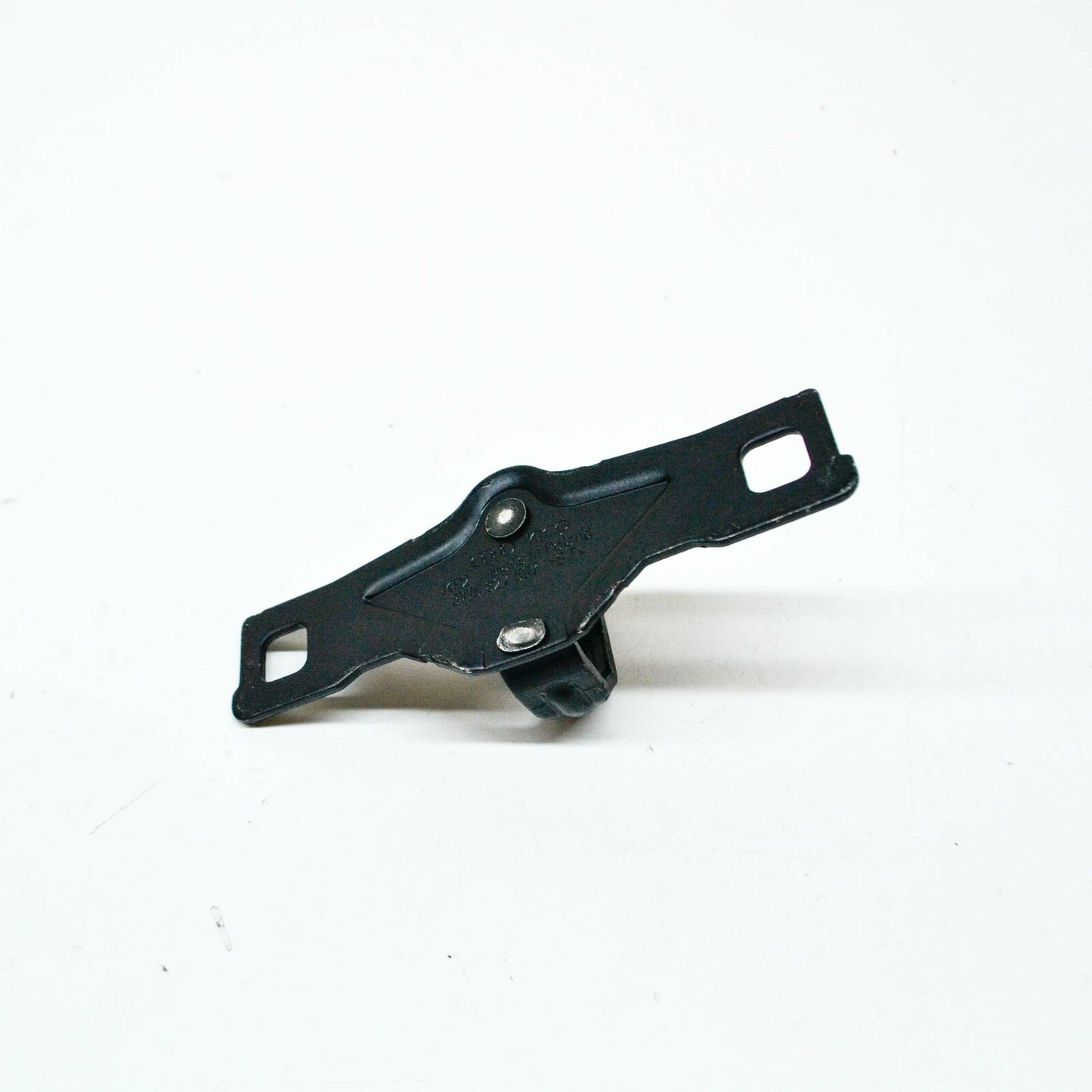 NEW AUDI A4 B9 REAR TAILGATE BOOTLID DECK STRIKER PLATE 8W5827507 ORIGINAL