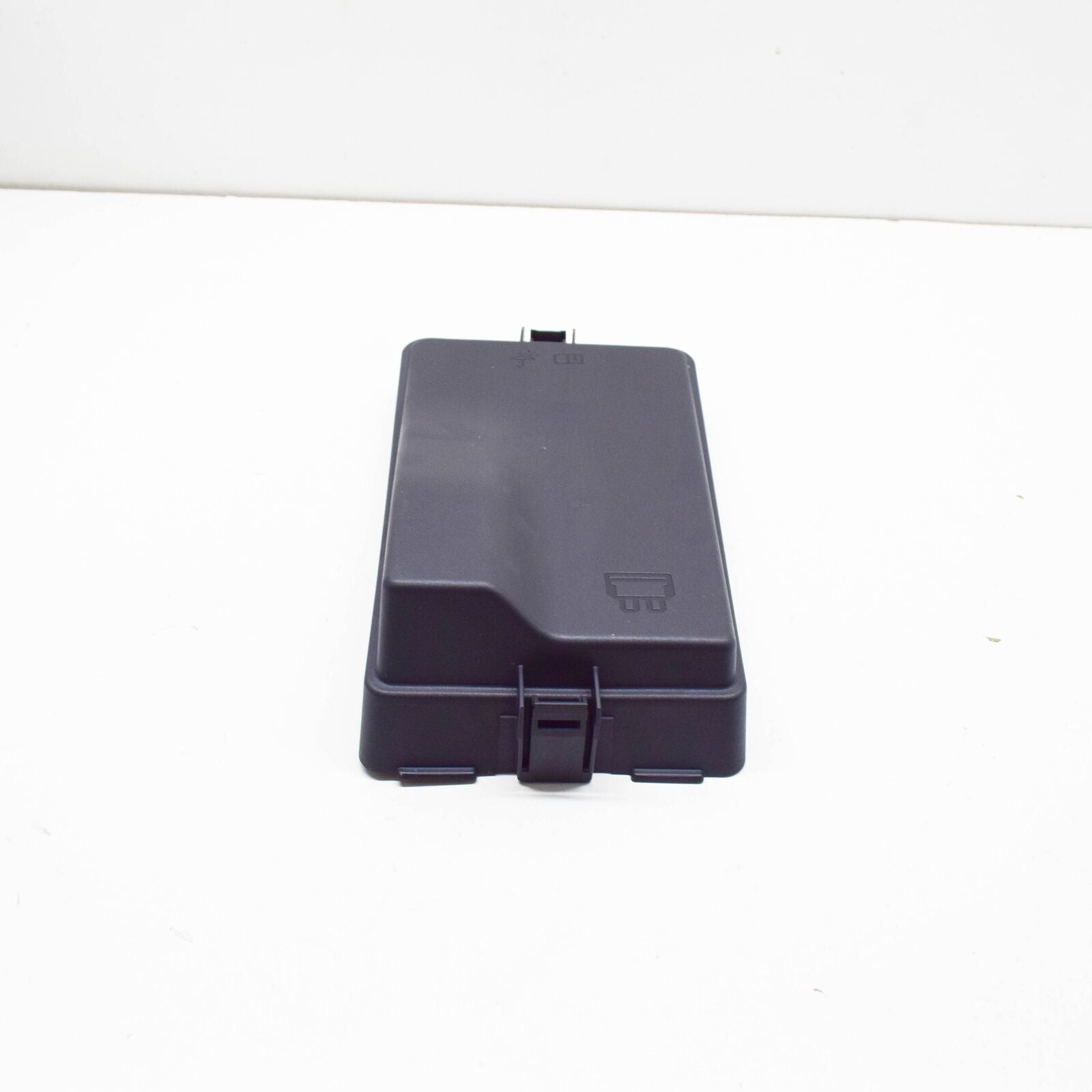 NEW AUDI A3 LIMOUSINE 8YS FUSE BOX COVER 5WA937132A ORIGINAL
