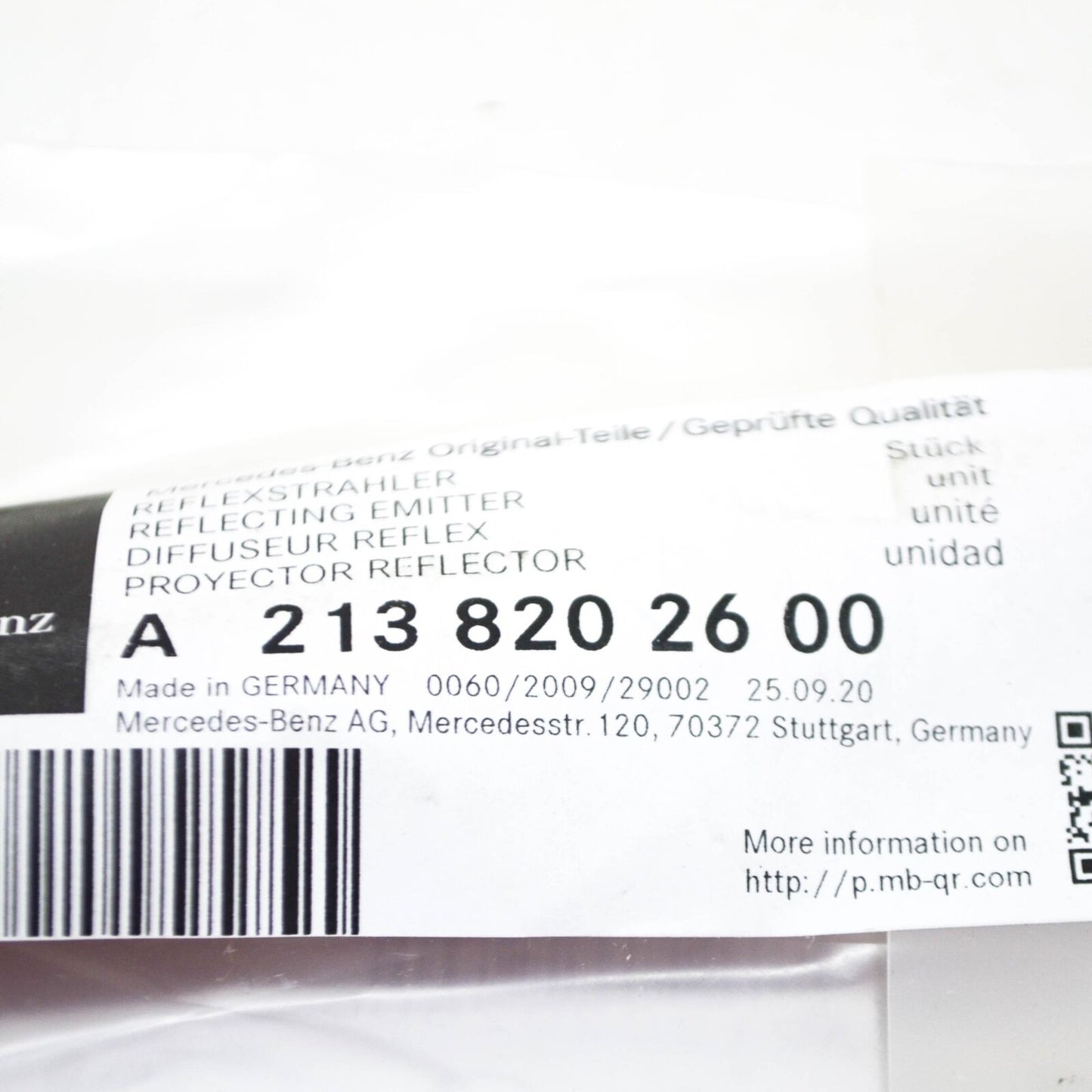 NEW MERCEDES-BENZ E T-MODEL S213 REAR RIGHT BUMPER REFLECTOR A2138202600
