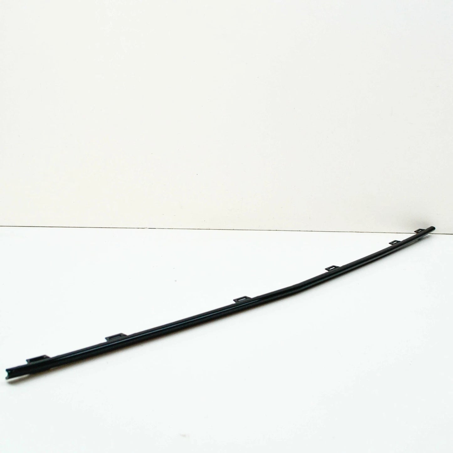 NEW MB GLE W167 AMG FRONT BUMPER CENTER MOLDING TRIM A1678854605 ORIGINAL