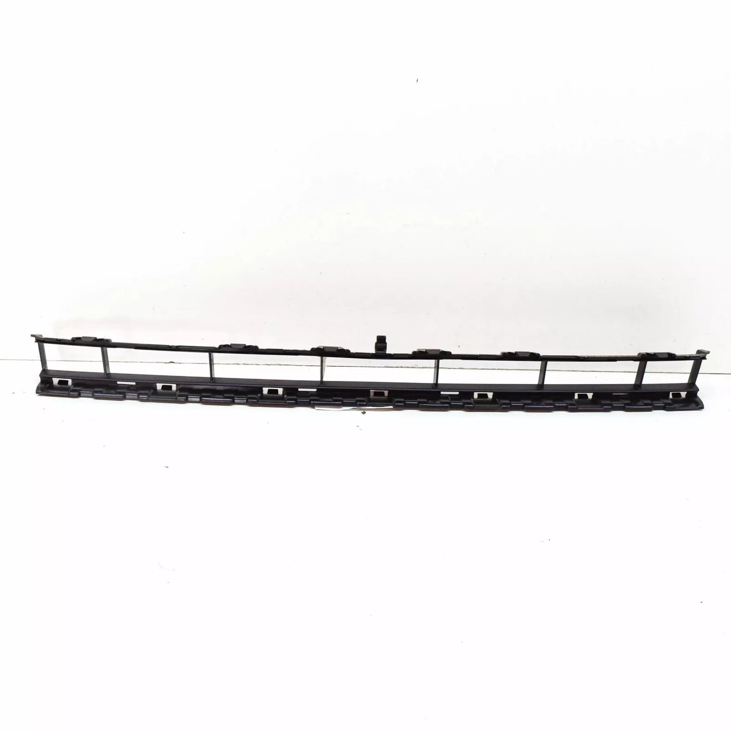 NEW A3 SPORTBACK E-TRON 8V FRONT BUMPER LOWER CENTER GRILL 8V3807647B9B9