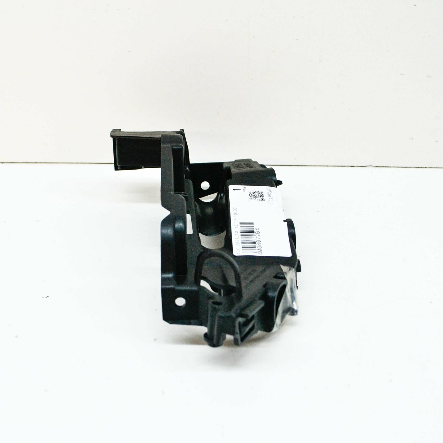 NEW AUDI Q8 SQ8 FRONT RIGHT UPPER BUMPER GUIDE 4M8807284 ORIGINAL