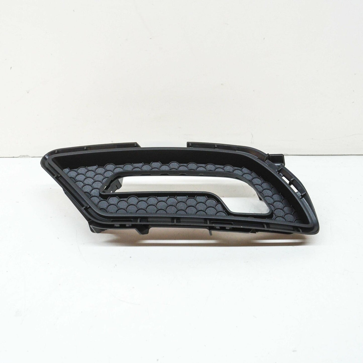 NEW MERCEDES-BENZ E C207 FRONT BUMPER LEFT GRILLE COVER A2078850353 ORIGINAL