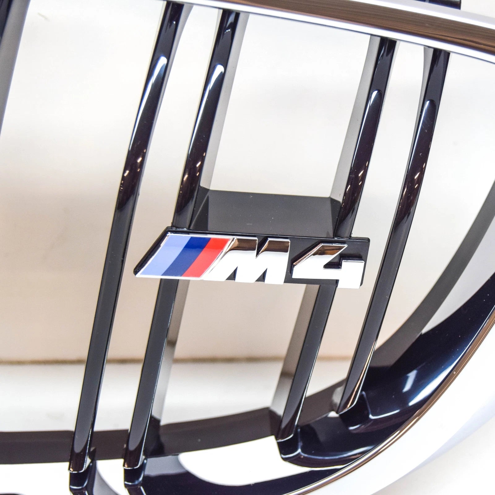 NEW BMW M4 F82 FRONT BUMPER LEFT SIDE GRILLE 51138054331 ORIGINAL