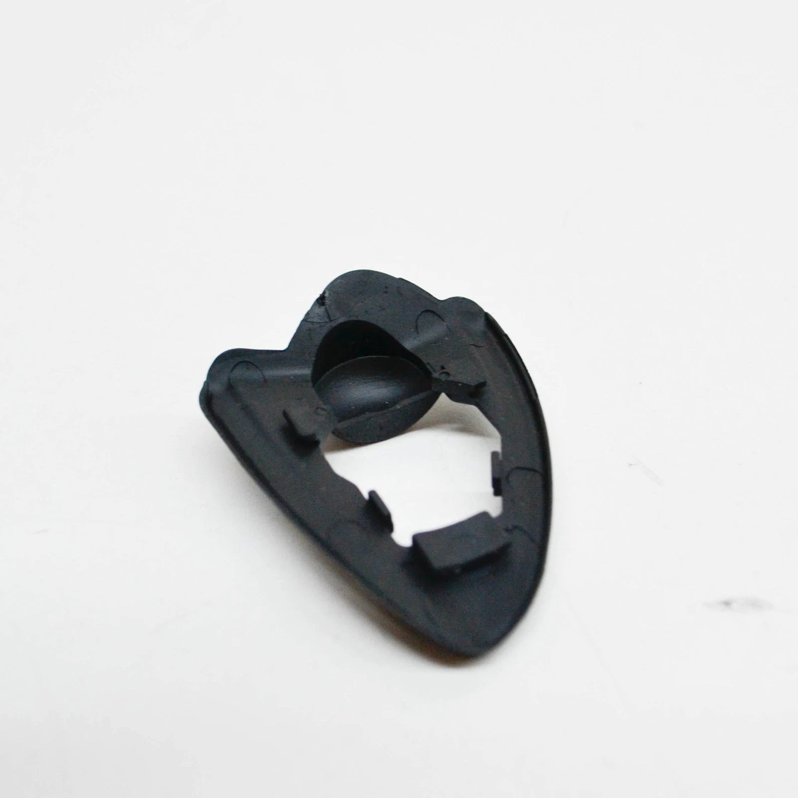 NEW BMW X5 E53 FRONT LEFT DOOR HANDLE LOCK BASE 51218243629 8243629 ORIGINAL