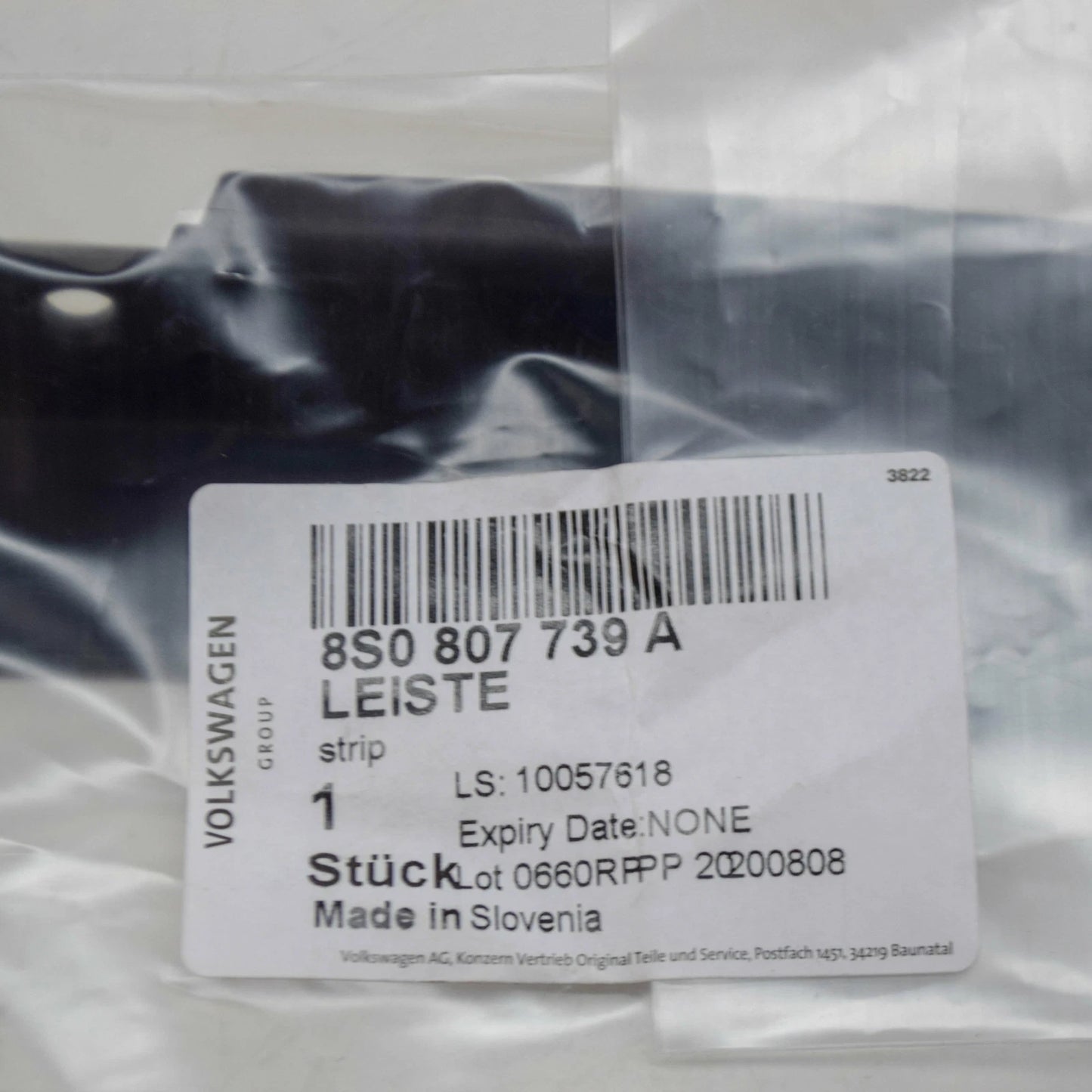 NEW AUDI TT RS MK3 8S FRONT BUMPER LEFT COVER SECURING STRIP 8S0807739A ORIGINAL