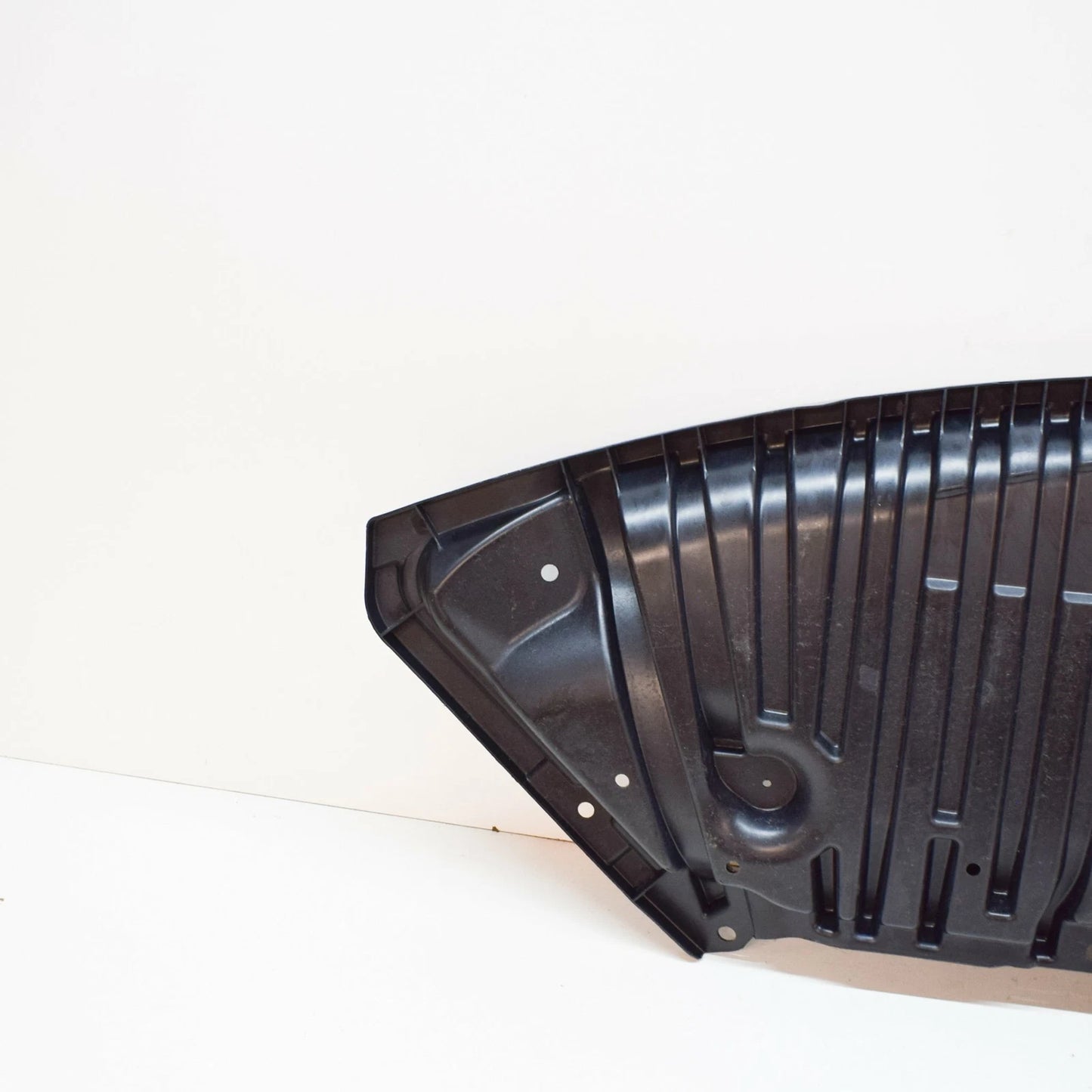 NEW MERCEDES-BENZ E C207 ENGINE UNDER COVER TRAY A2075200623 ORIGINAL