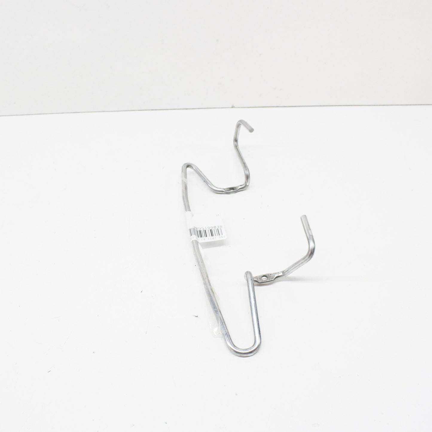 NEW AUDI A4 AVANT B7 FRONT RIGHT SEAT TRIM RETAINER 8E0881560A ORIGINAL