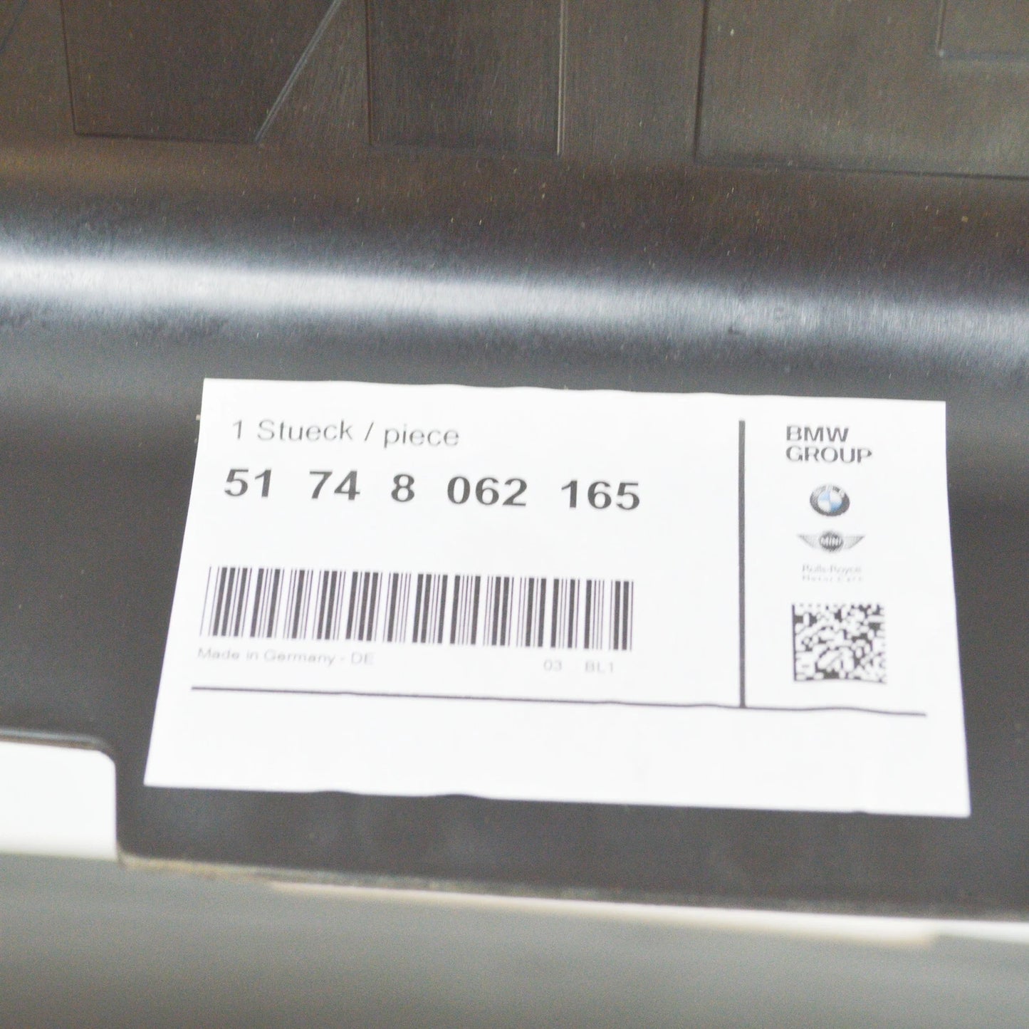 NEW BMW M2 F87 RADIATOR LOWER AIR DUCT 51748062165 8062165 2016 ORIGINAL