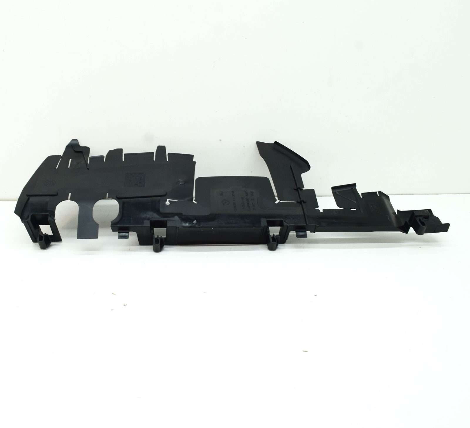 NEW VOLKSWAGEN JETTA MK6 A6 RIGHT RADIATOR AIR GUIDE 5C6121284G ORIGINAL