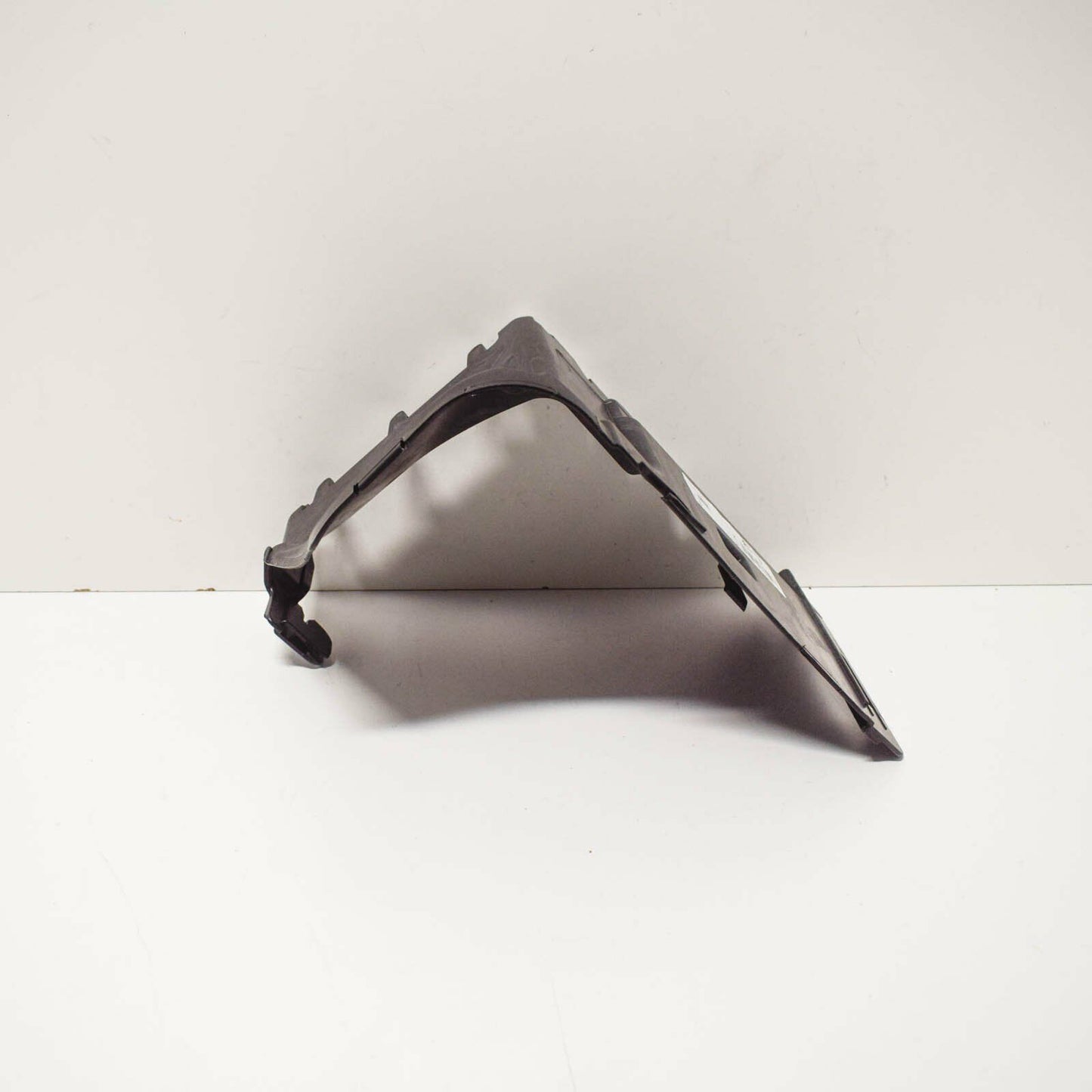 NEW MERCEDES BENZ A W176 FRONT BATTERY TRIM COVER A2465410105 ORIGINAL