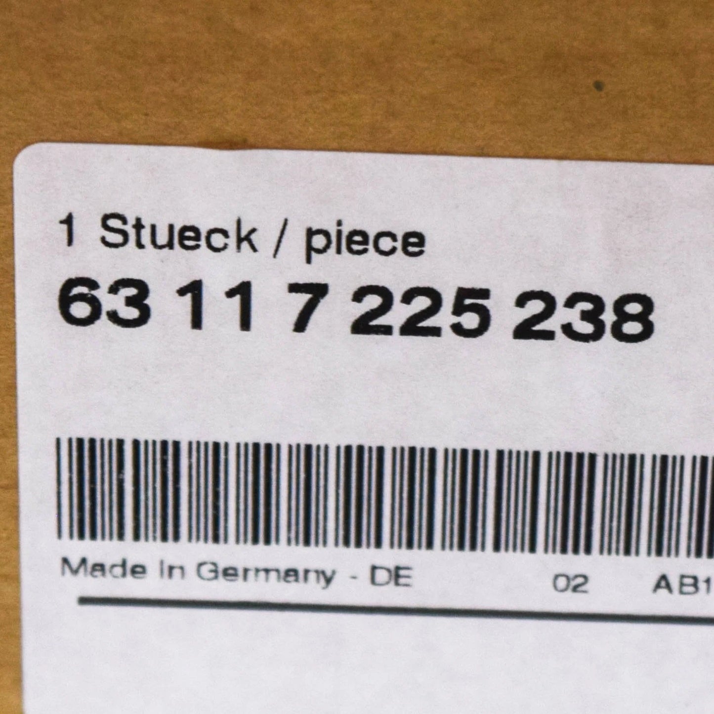 NEW BMW 7 F01 FRONT RIGHT HEADLIGHT GASKET 63117225238 ORIGINAL
