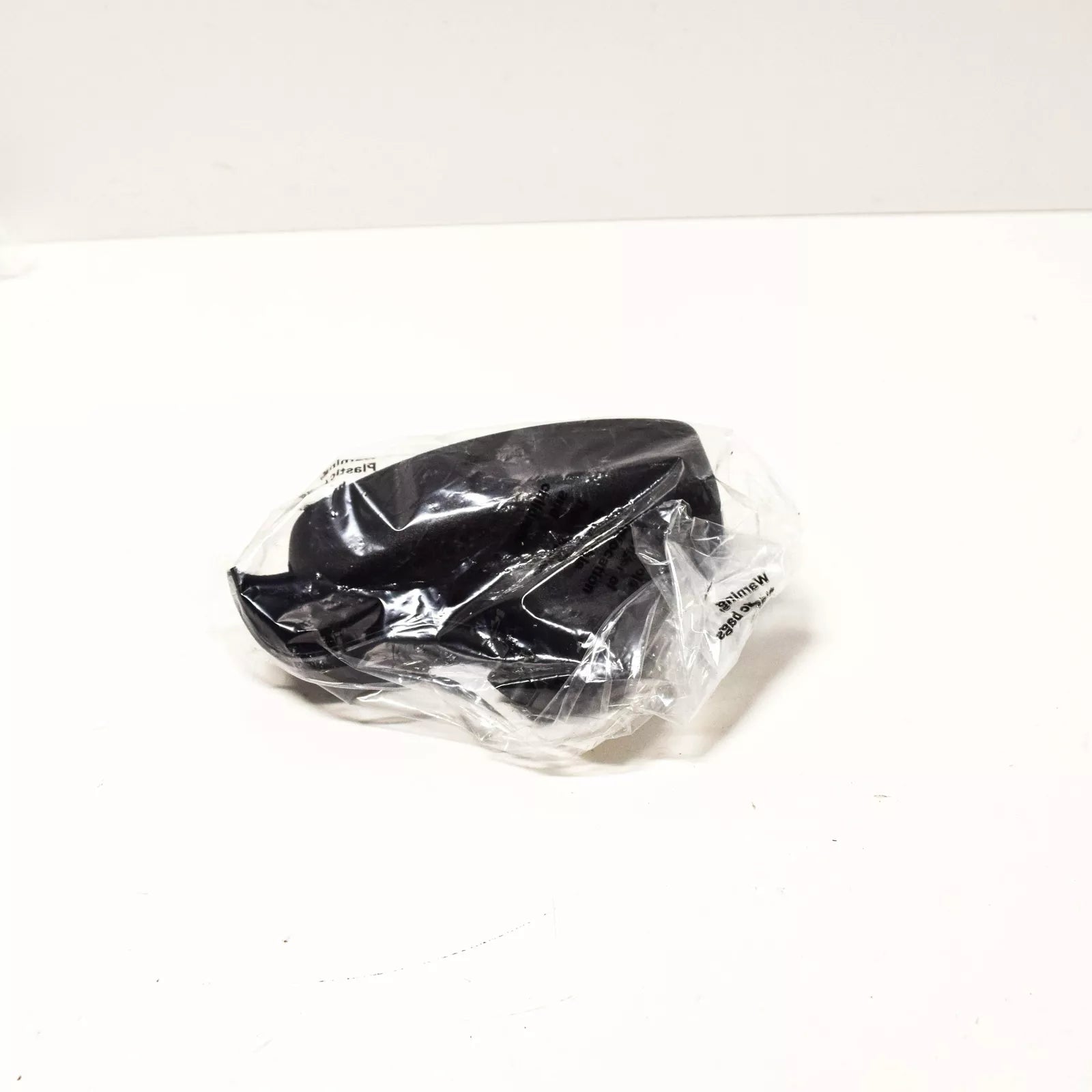 NEW BMW 5 E39 REAR VIEW MIRROR RAIN SENSOR COVER TRIM 51168257203 ORIGINAL