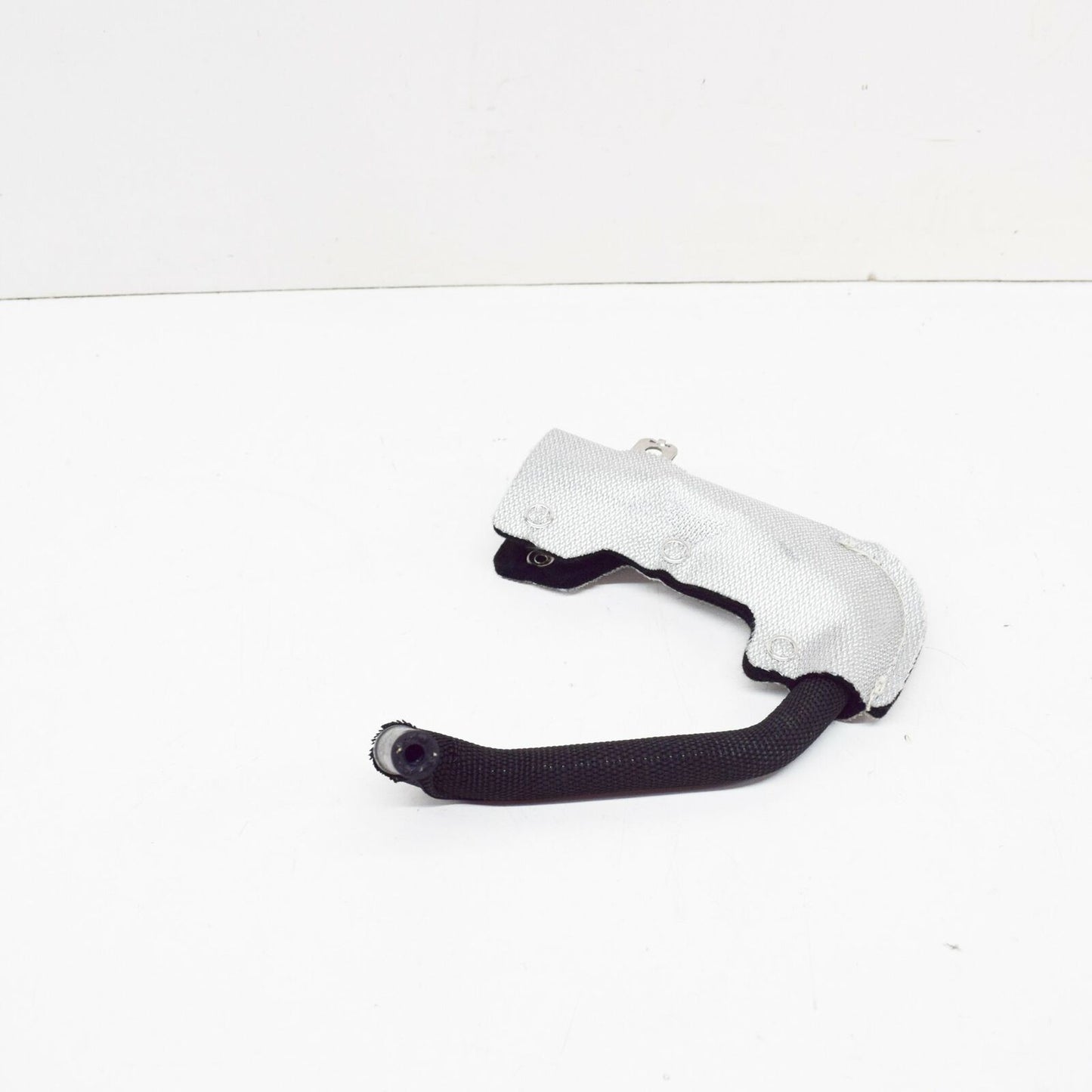 NEW MERCEDES-BENZ CLA COUPE C117 WATER COOLING PIPE HOSE A1332000182 ORIGINAL
