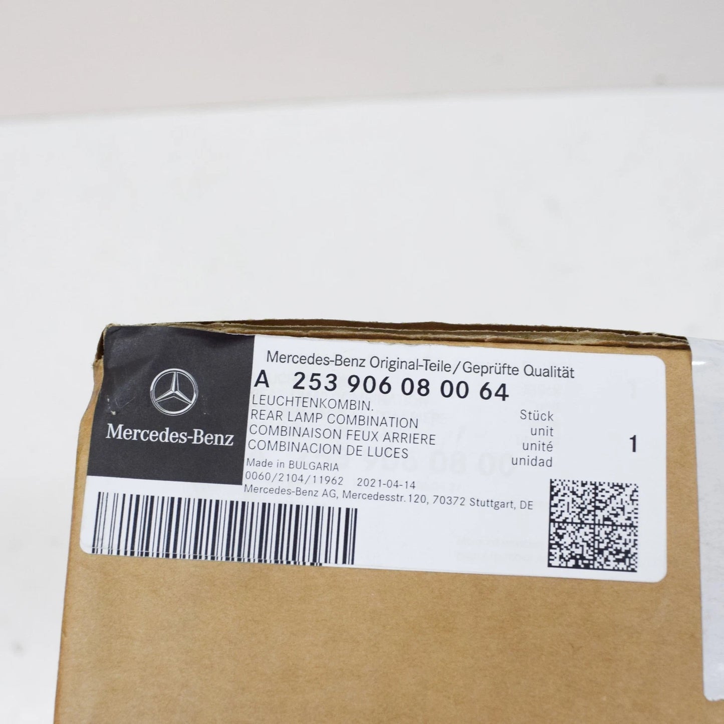 NEW MERCEDES-BENZ GLC X253 REAR RIGHT SIDE PANEL LIGHT A2539060800 ORIGINAL