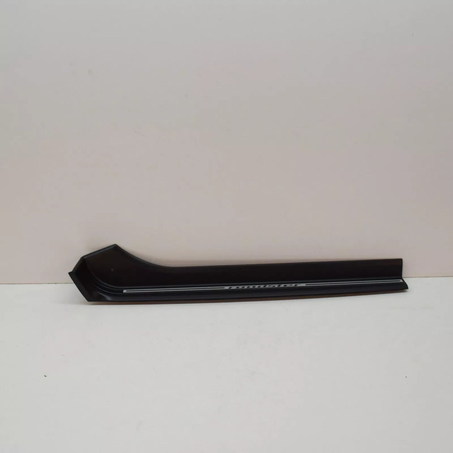 NEW BMW Z3 E36 RIGHT DOOR ENTRY ROADSTER SILL STRIP 51478398884 2002