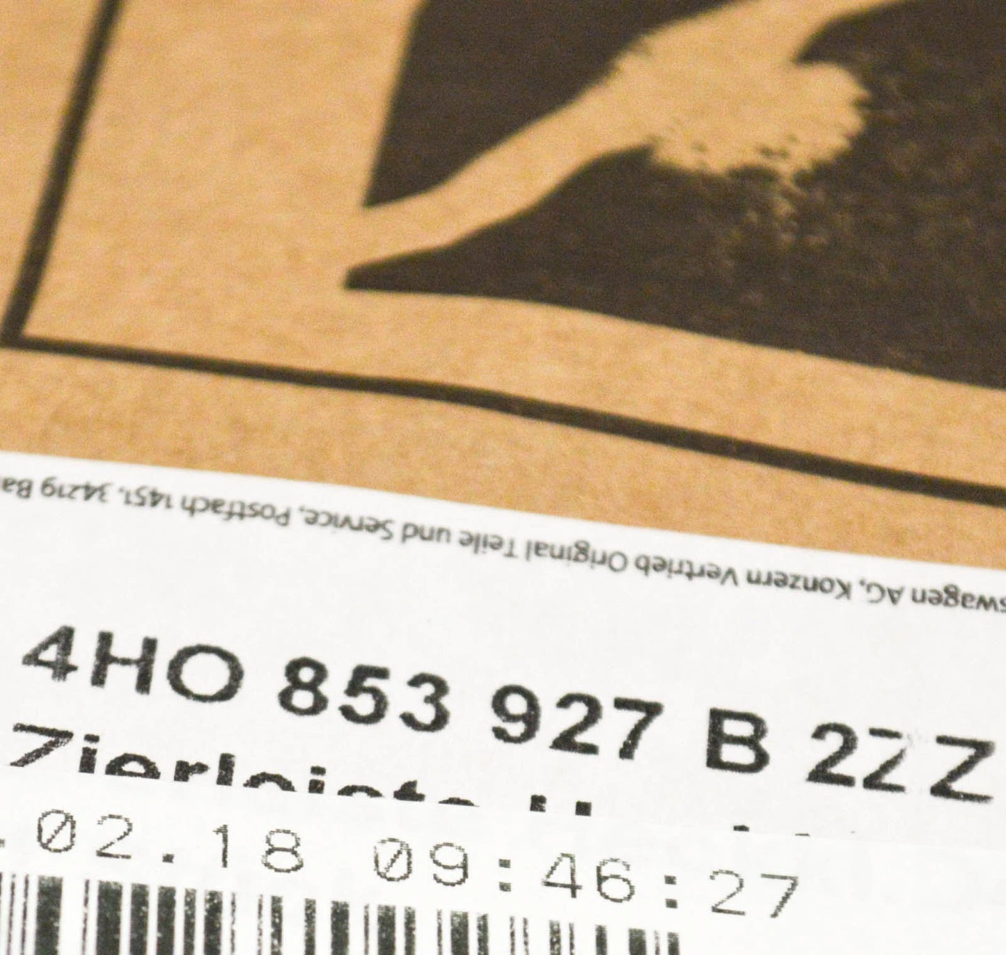 NEW AUDI A8 D4 TRUNK LID TRIM MOLDING 4H0853927B2ZZ 4H0853927B 2ZZ