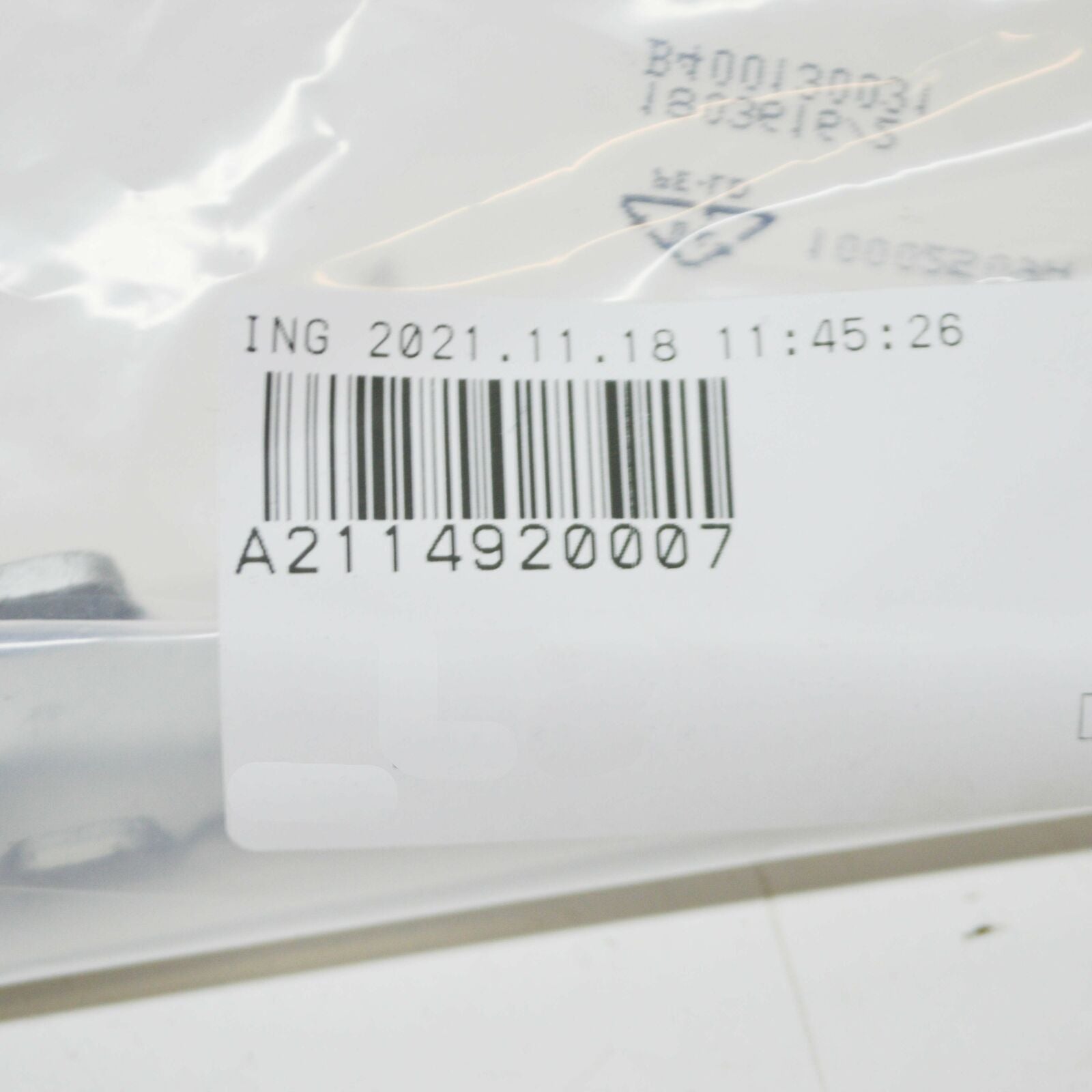 NEW MERCEDES-BENZ E W211 REAR EXHAUST SYSTEM STRUT A2114920007 ORIGINAL