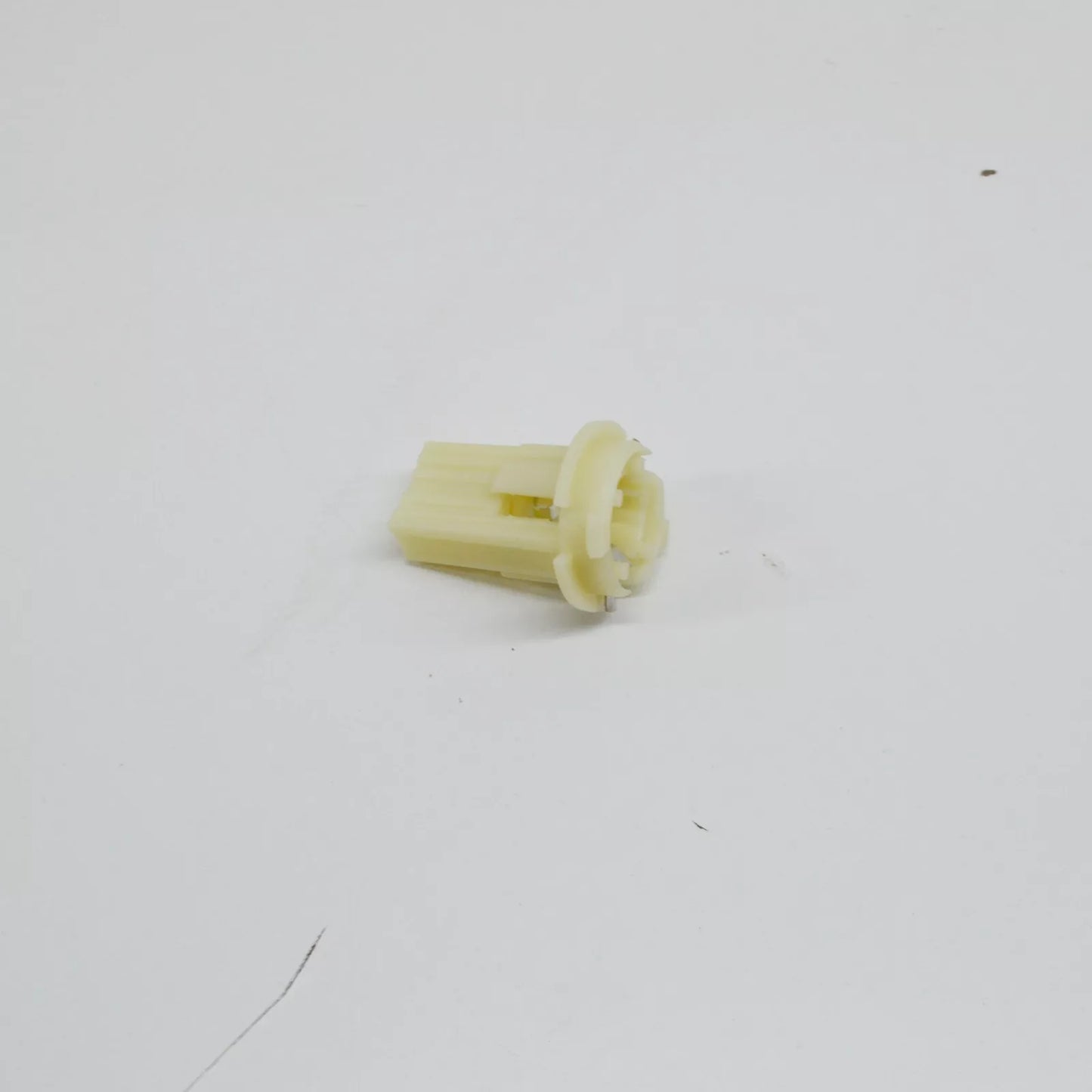 NEW BMW 7 E38 REAR TAIL LIGHT BULB SOCKET 8381243 63218381243 ORIGINAL