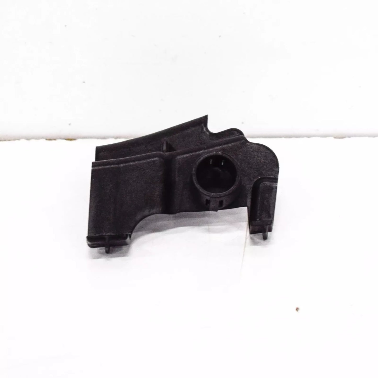 NEW BMW 3 E92 HEADLIGHT WASHER CLEANING HOSE CLAMP 61677174806 ORIGINAL