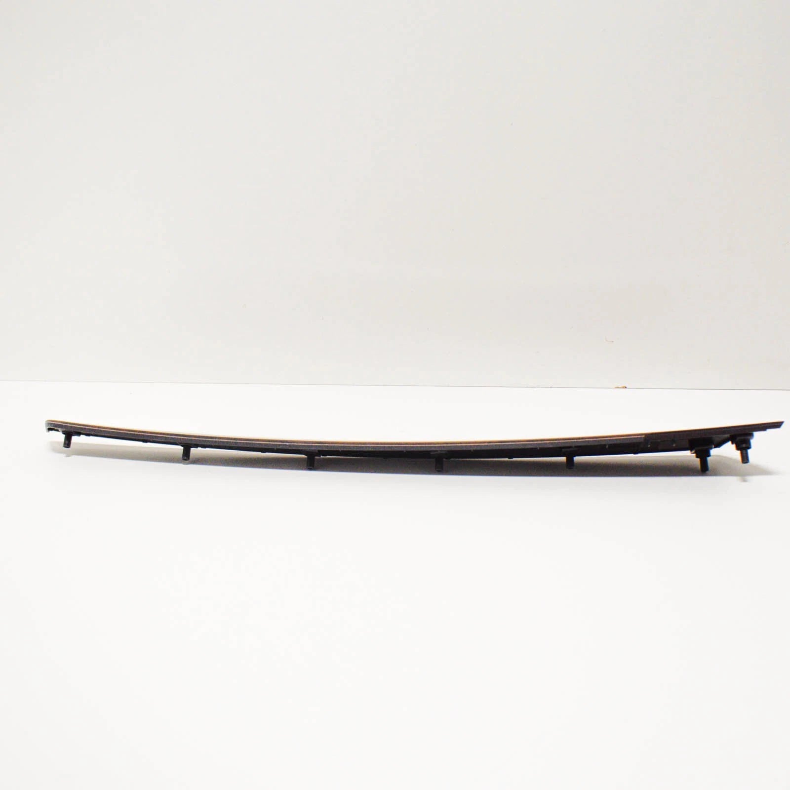 NEW MB E A207 FRONT LEFT GARNISH MOULDING UPPER TRIM A20772021222A02 ORIGINAL