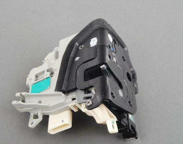 NEW AUDI A1 8X FRONT RIGHT DOOR LOCK LHD 8J1837016F ORIGINAL