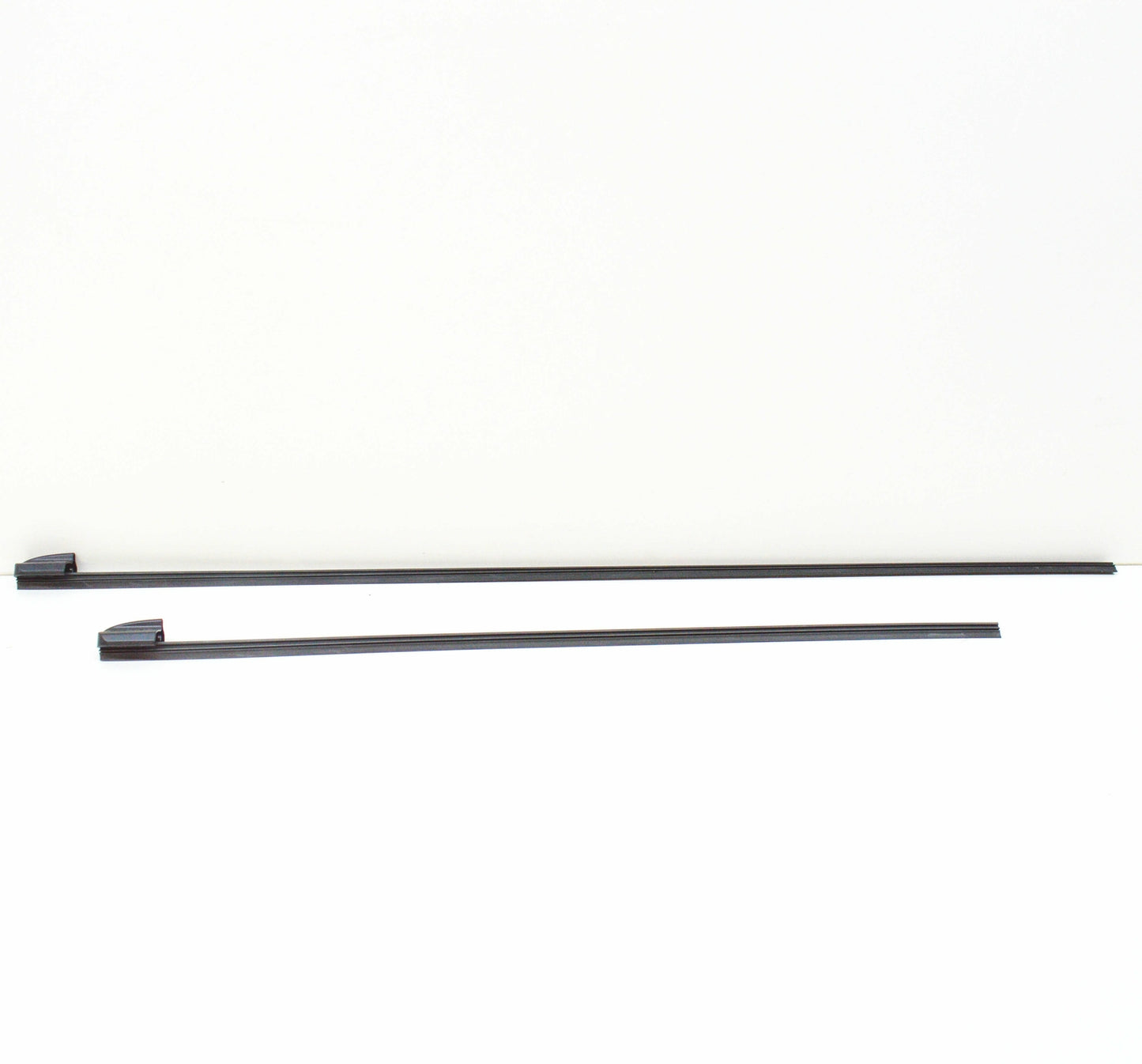 Genuine Volvo Xc60 Mk2 Windshield Wiper Blade Insert Set Lhd 31490722 Original