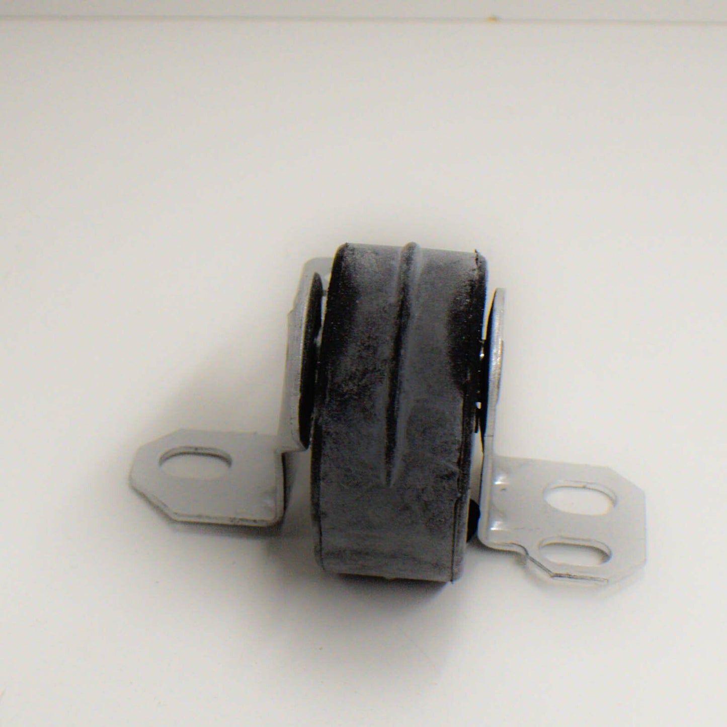 NEW AUDI A1 8X FRONT LEFT EXHAUST BRACKET 8K0253144F ORIGINAL