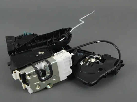 NEW MERCEDES-BENZ ML W164 REAR RIGHT DOOR LOCK A1647302635 ORIGINAL