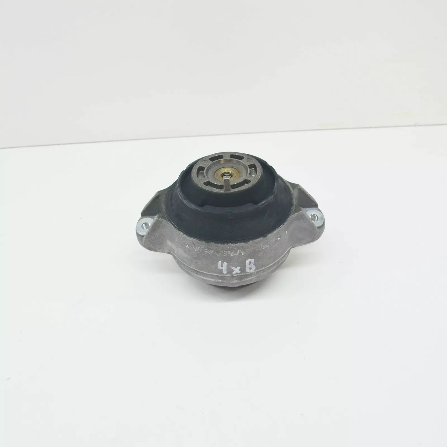 NEW MERCEDES-BENZ S-CLASS W140 ENGINE MOUNT A1402402217