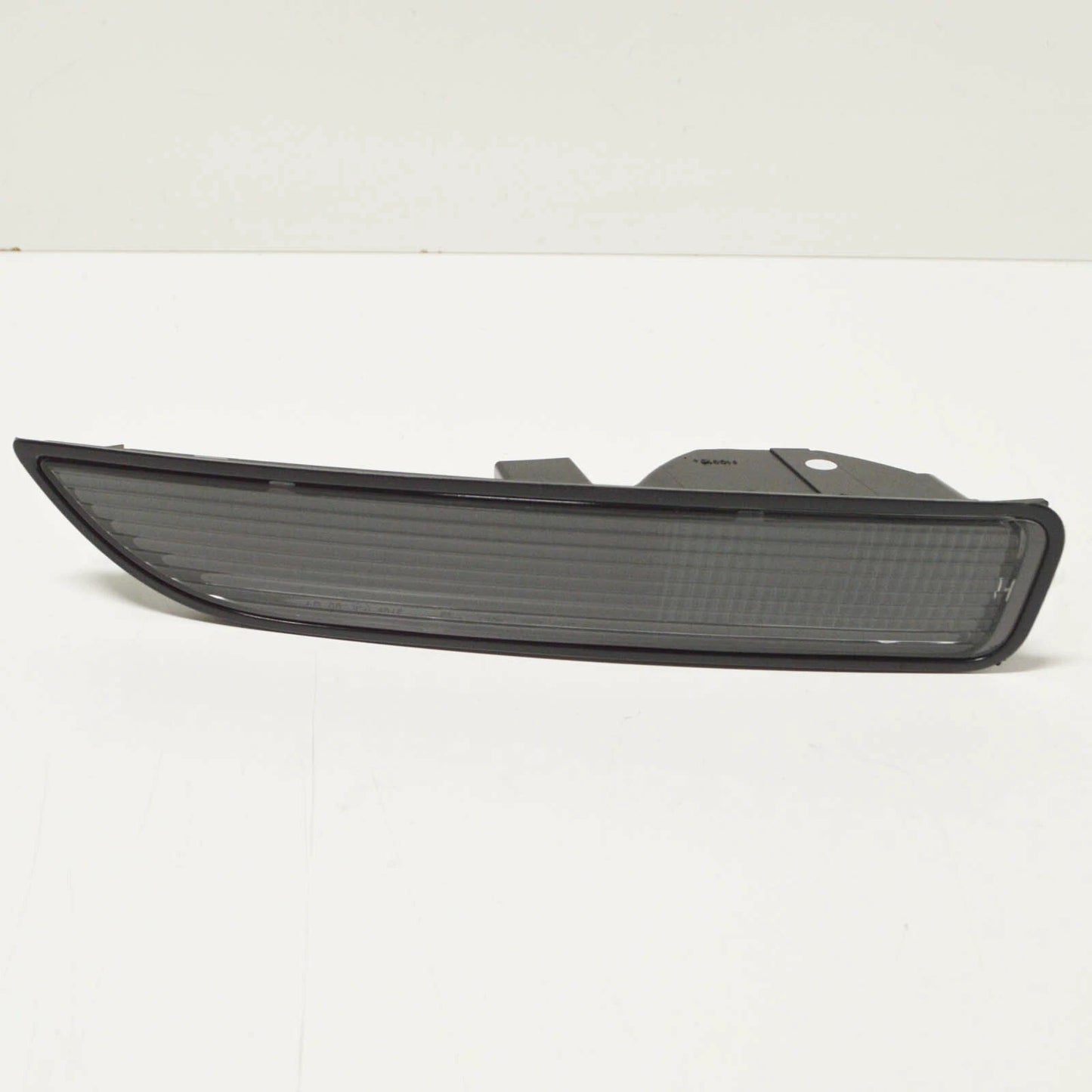 NEW VW BEETLE REAR BUMPER LEFT SIDE REVERSE LIGHT 1C0941071G