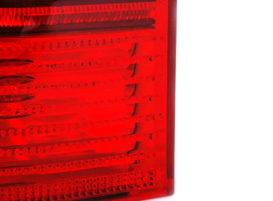 NEW BMW 5 E39 REAR LEFT TAILLIGHT 6900215 63216900215 ORIGINAL