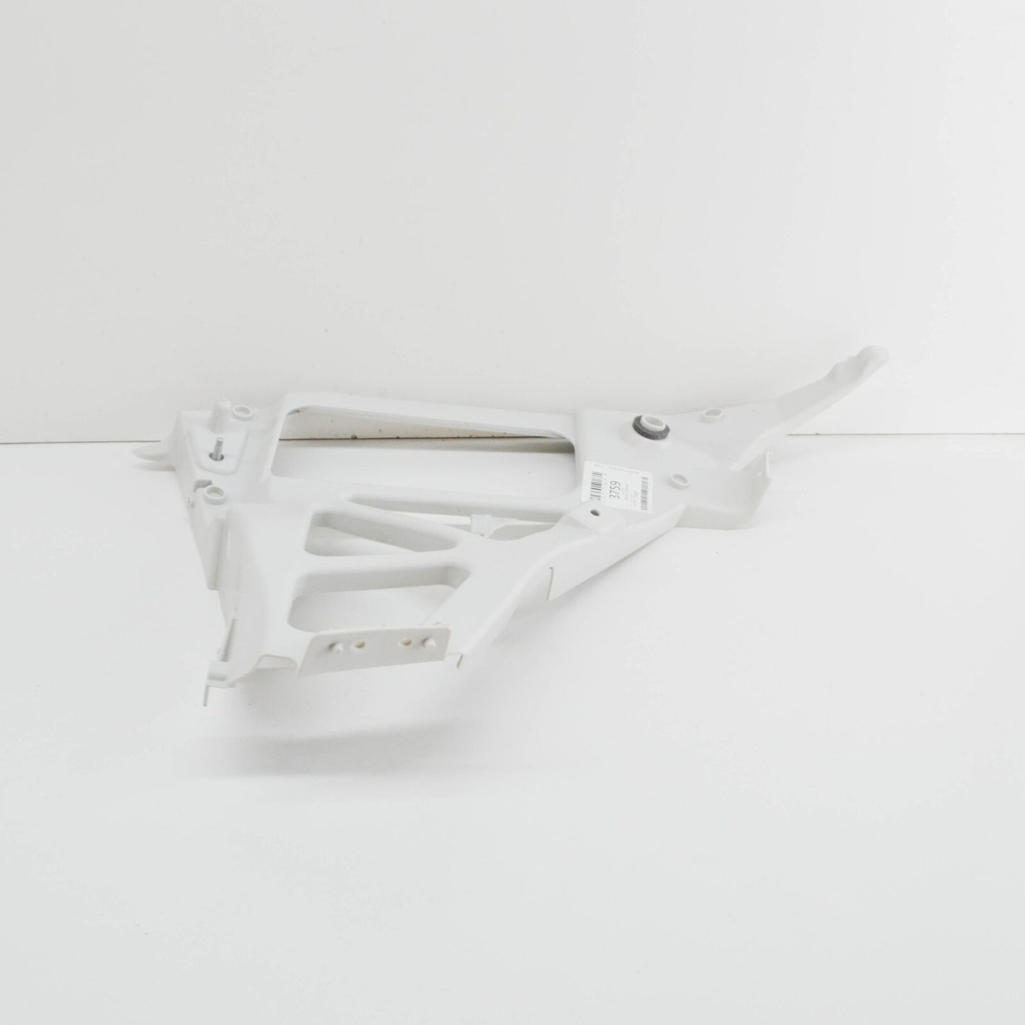 new ford focus mk2 estate rear right bumper mounting bracket 1373848 original