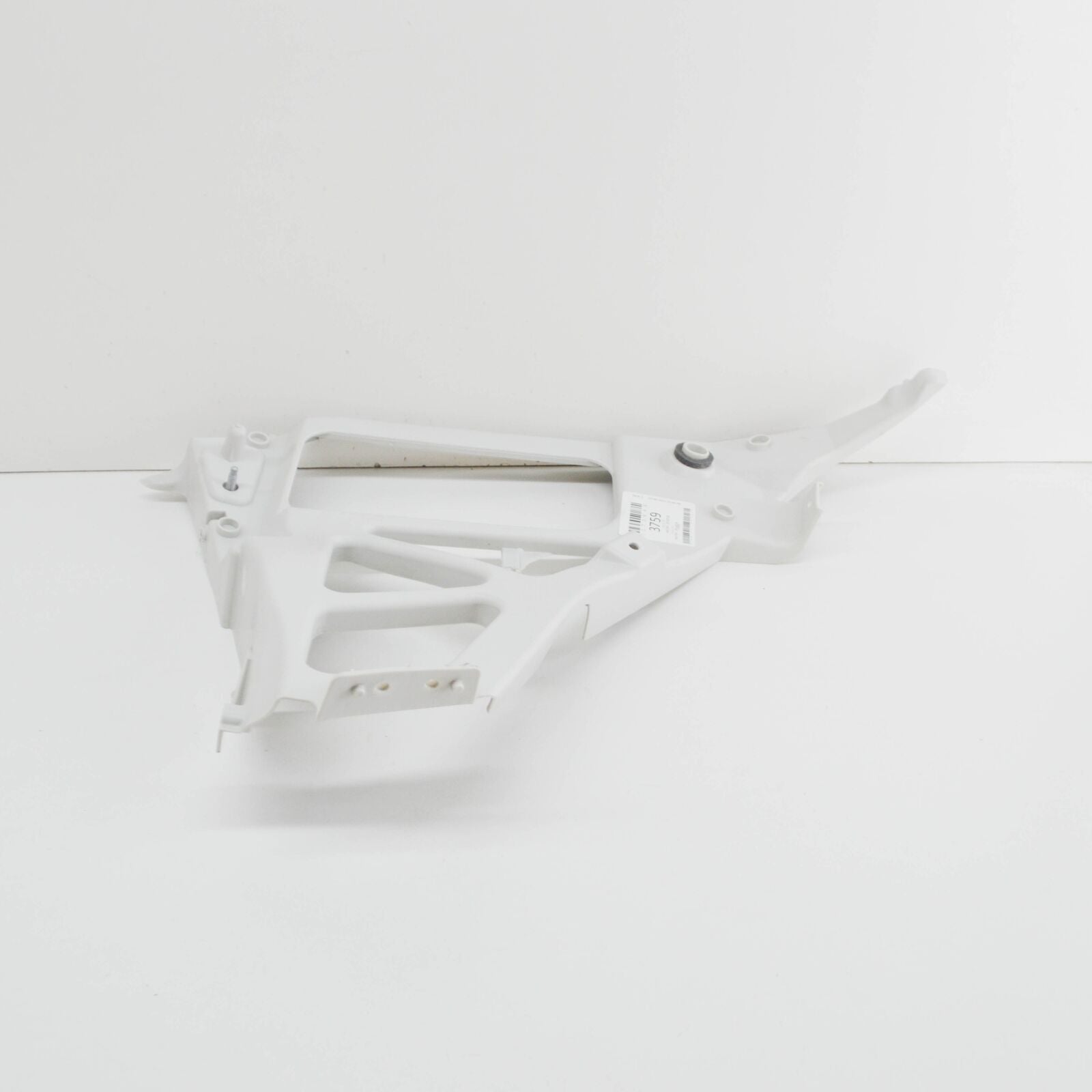 new ford focus mk2 estate rear right bumper mounting bracket 1373848 original