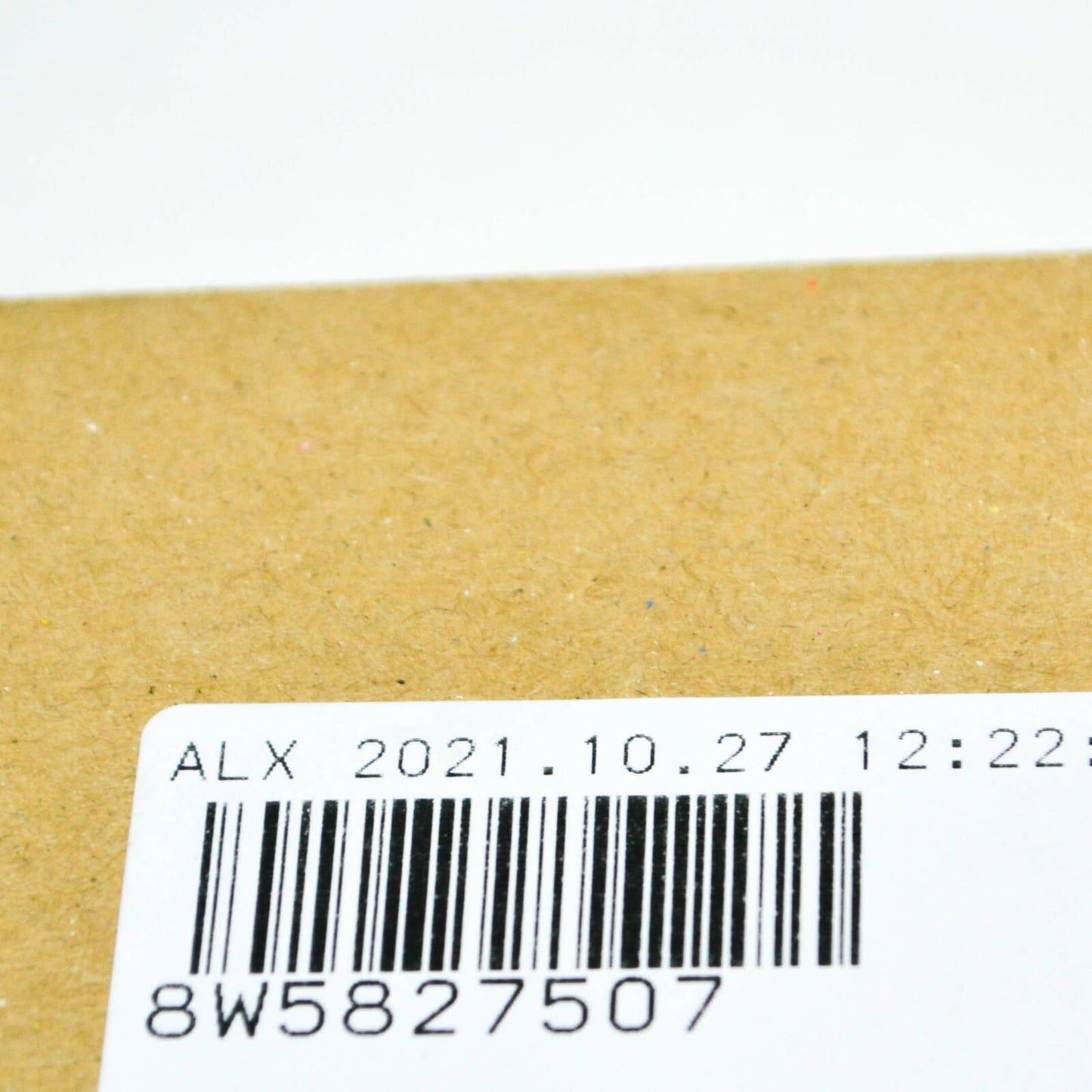 NEW AUDI A4 B9 REAR TAILGATE BOOTLID DECK STRIKER PLATE 8W5827507 ORIGINAL