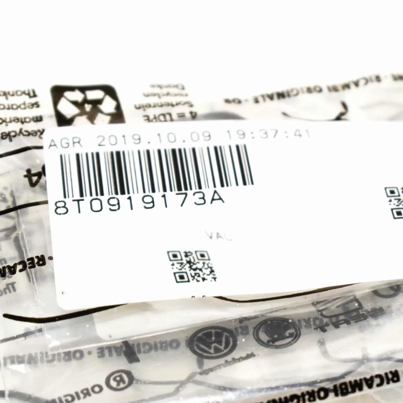 NEW AUDI A1 8X FRONT DOOR TRIM PANEL LIGHT OPTIC FIBRE 8T0919173A