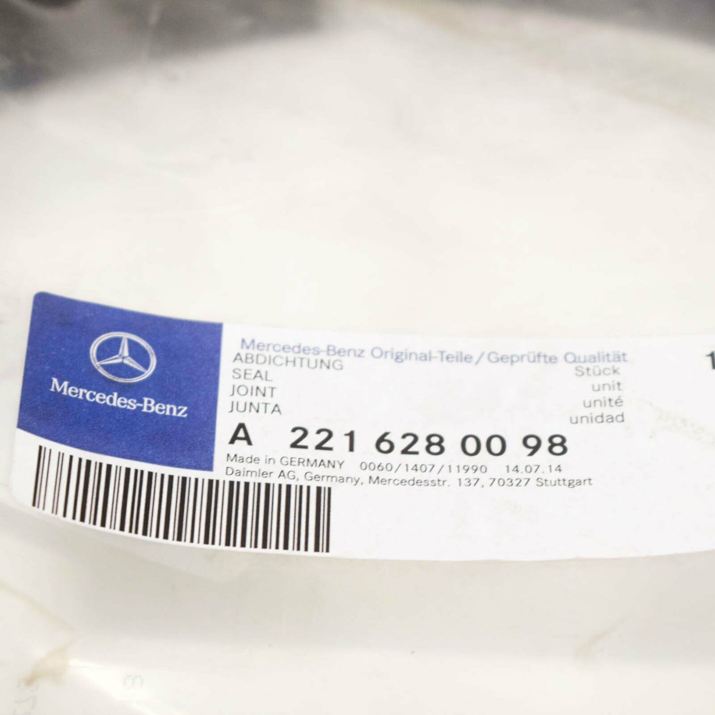 NEW MERCEDES-BENZ S W221 UNDER BONNET HOOD SEAL A2216280098 ORIGINAL