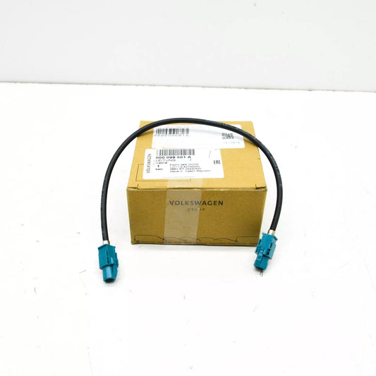 NEW VOLKSWAGEN POLO 6R USB DATA ADAPTER CABLE 000098601A