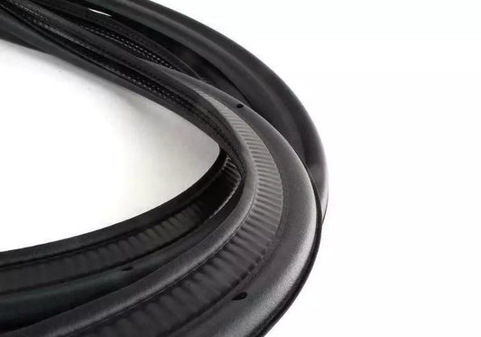 NEW VOLKSWAGEN GOLF MK5 REAR LID HATCH SEAL 1K6827705B9B9 ORIGINAL