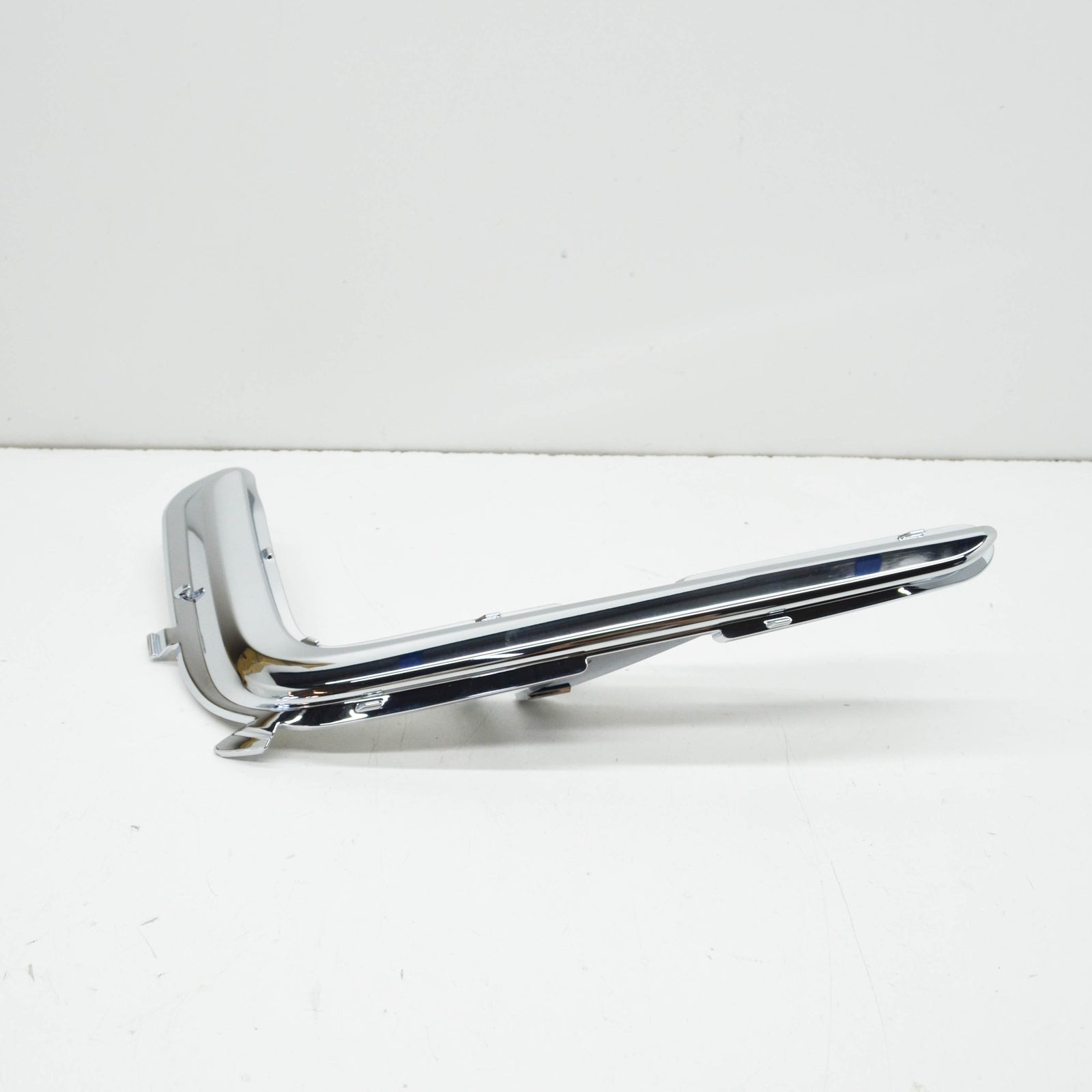 new ford mondeo mk5 front left fog lamp grille trim 2385484 original